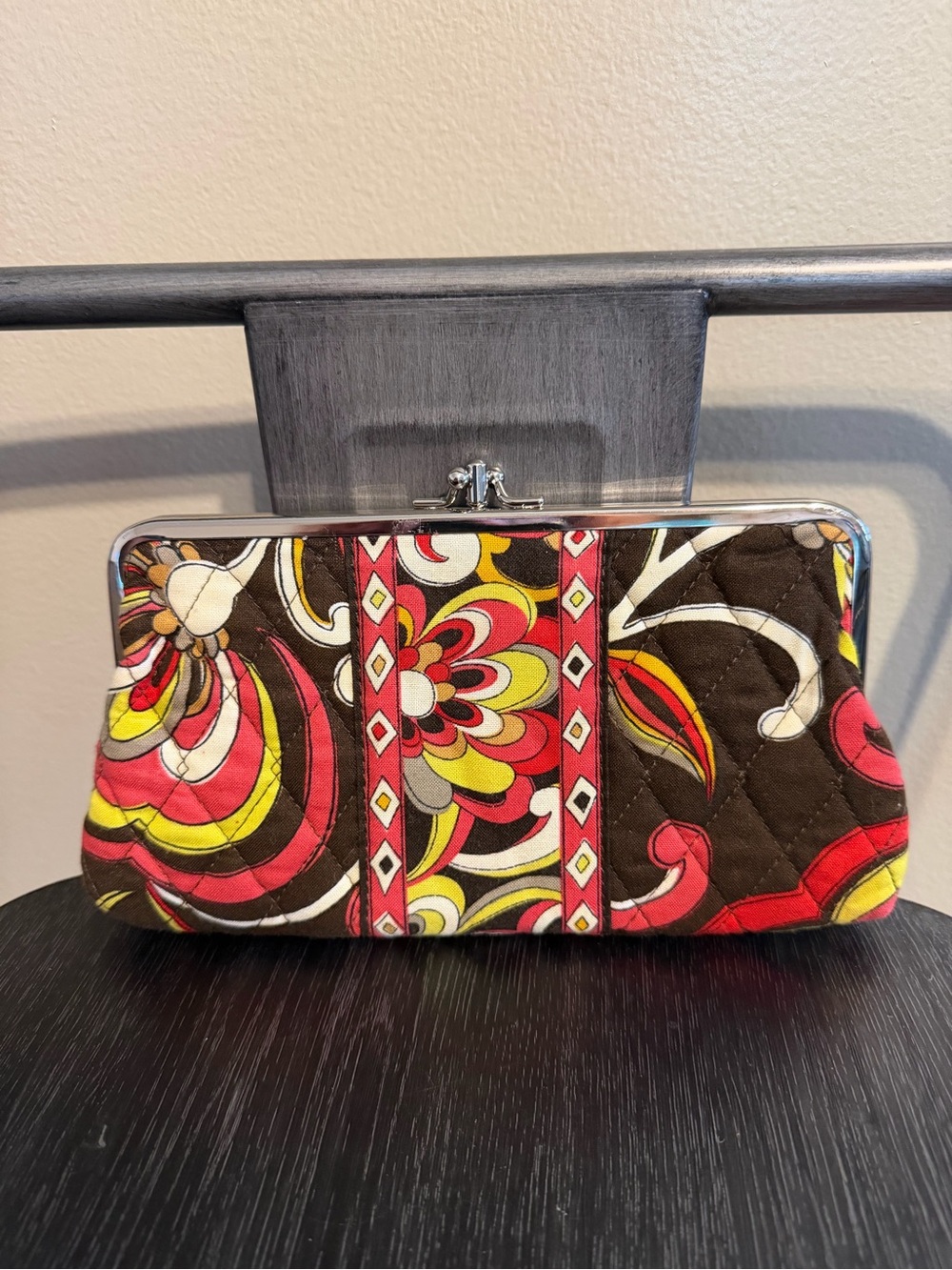 Vera Bradley Puccini Quilted Kisslock Clutch Wallet Brown Pink Floral